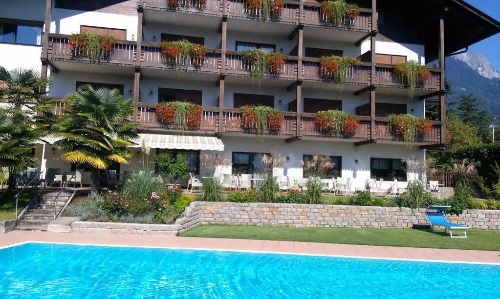 Hotel Salgart Мерано Екстериор снимка