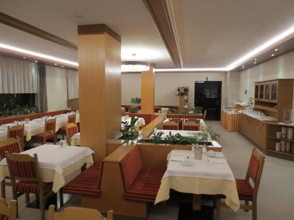 Hotel Salgart Мерано Екстериор снимка